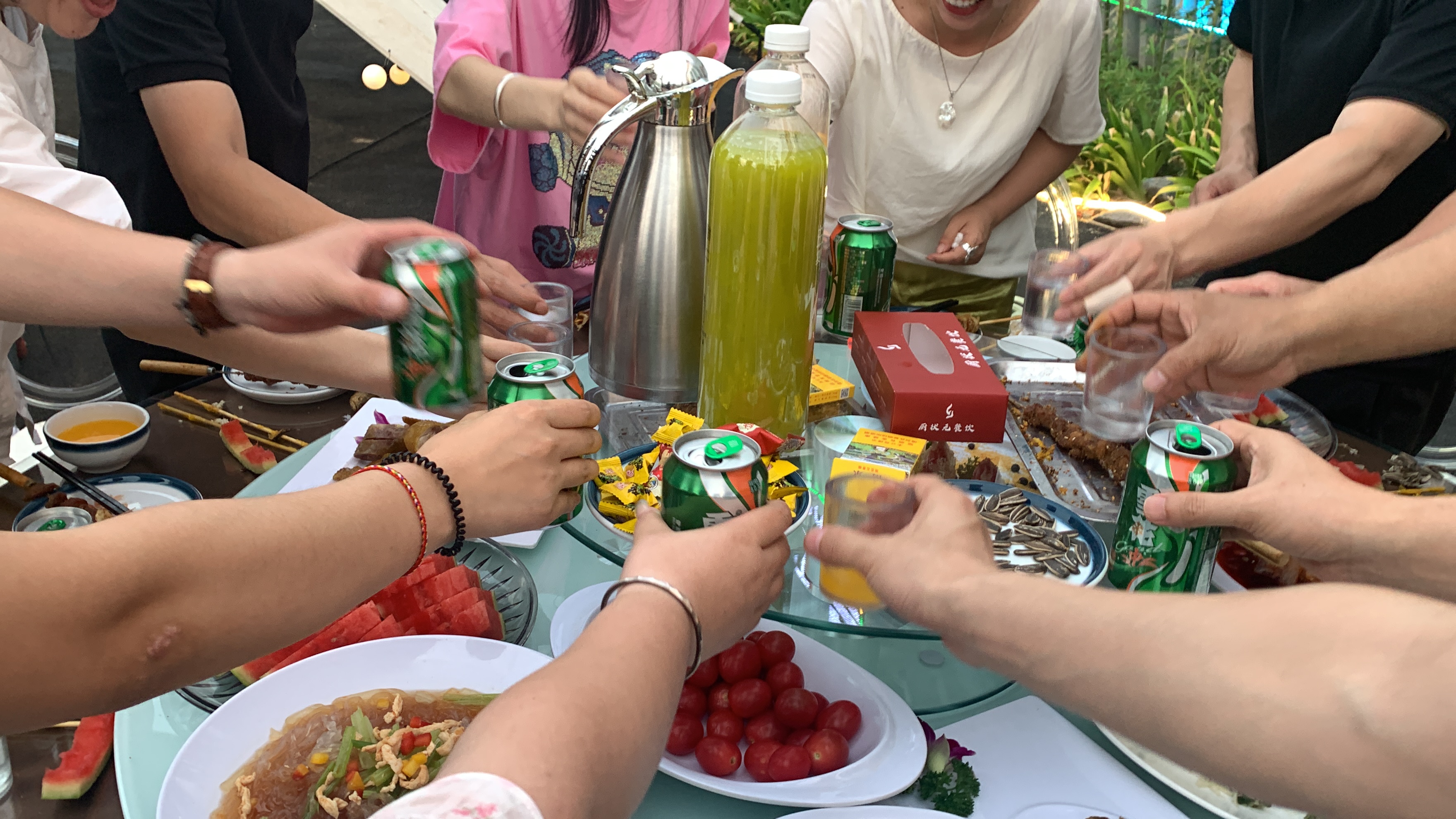 新鄉(xiāng)市卅亞過濾設(shè)備有限公司成功舉辦“夏日濃情，共聚卅亞”主題燒烤晚會(huì)